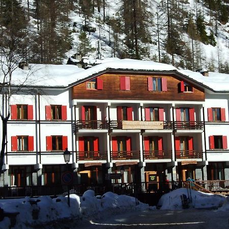 Hotel Residence Valverde グレッソネイ・ラ・トリニテ エクステリア 写真