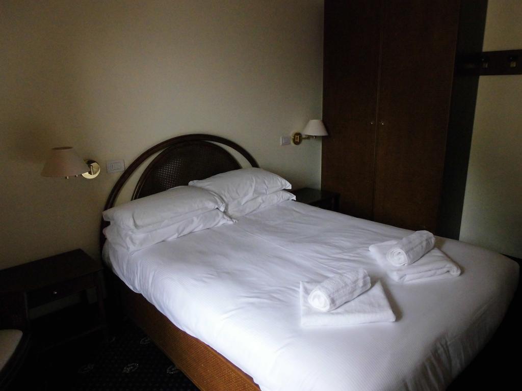 Hotel Residence Valverde グレッソネイ・ラ・トリニテ エクステリア 写真
