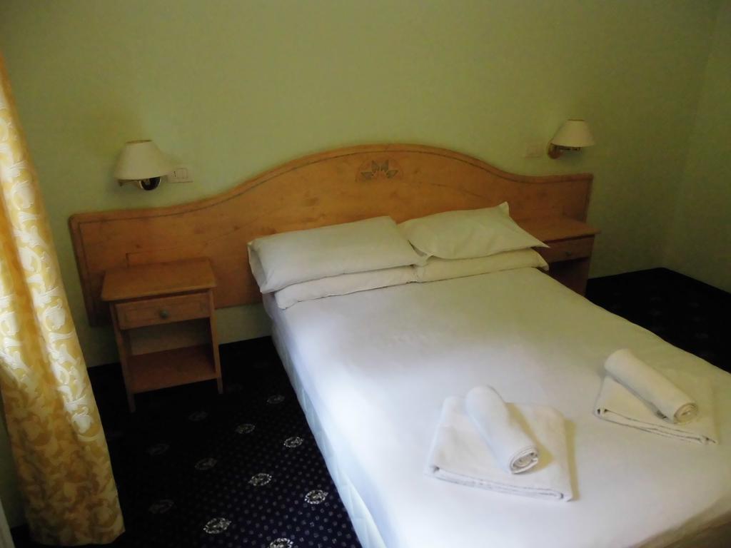 Hotel Residence Valverde グレッソネイ・ラ・トリニテ エクステリア 写真